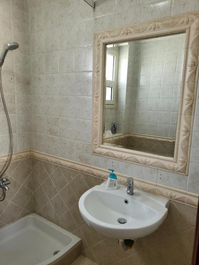 Lovely One-Bedroom Condo With Garden View Cairo Exterior foto